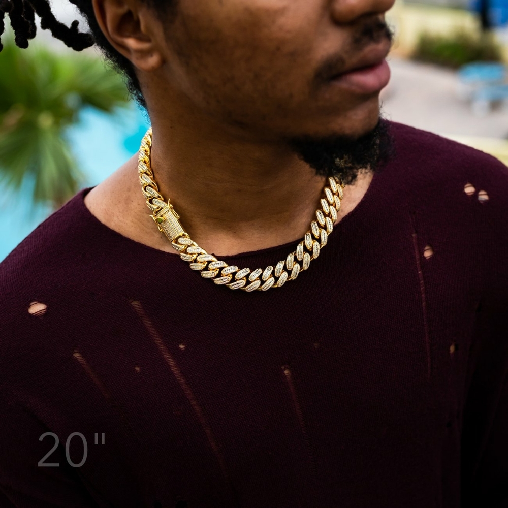 18MM ICED CUBAN LINK CHAIN IN GOLD - Picture 6 of 7
